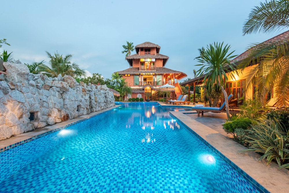 Royal Orchid Villa - Photo 29