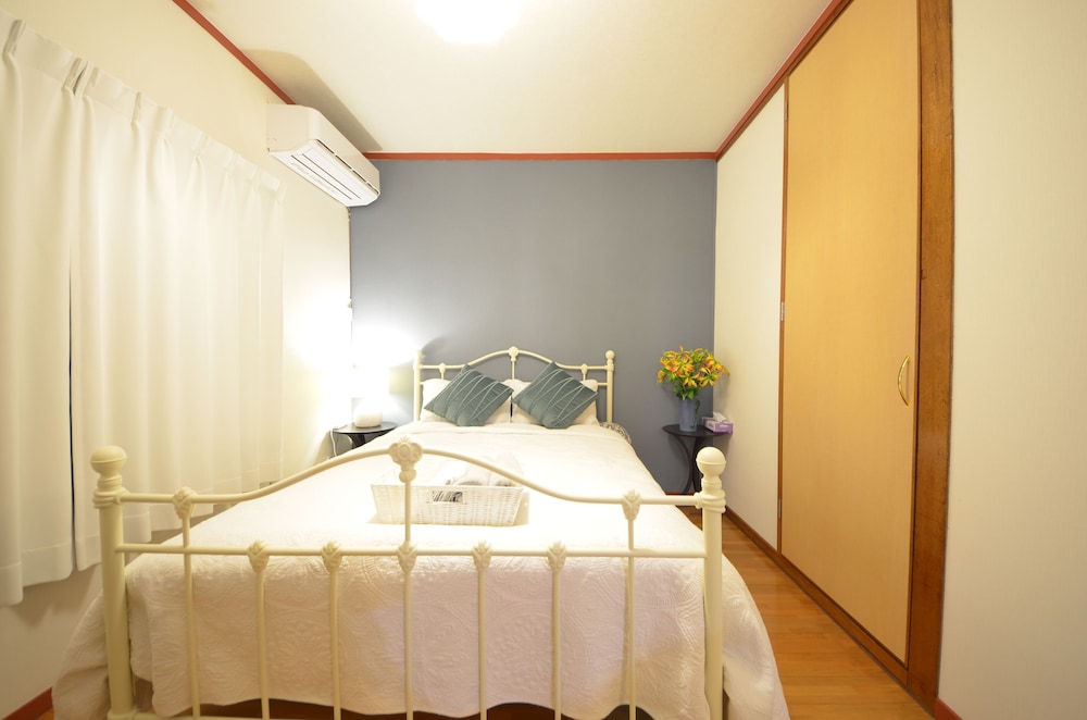 Private Vacation Home - Photo 7