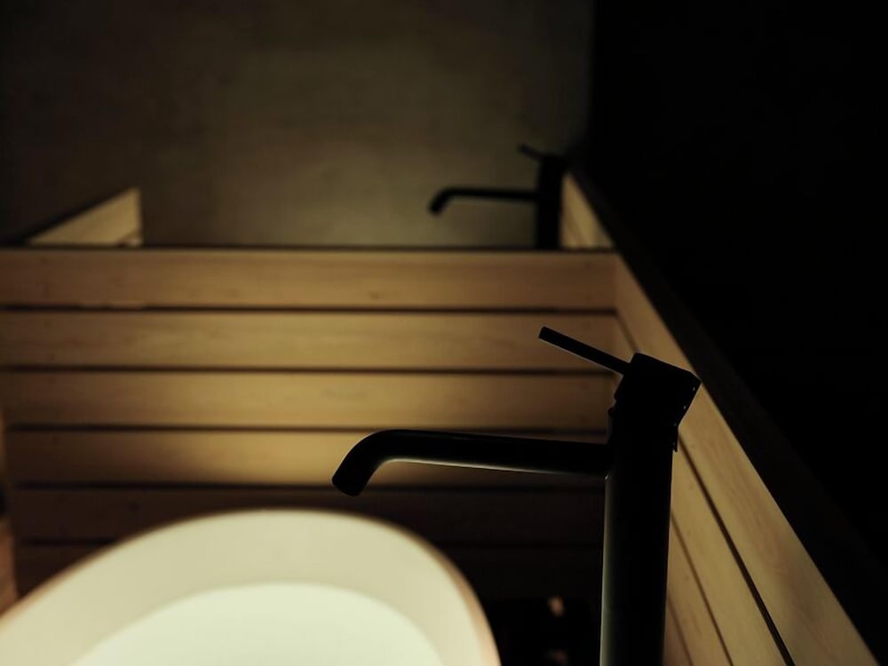 Basic Single Room photo 2