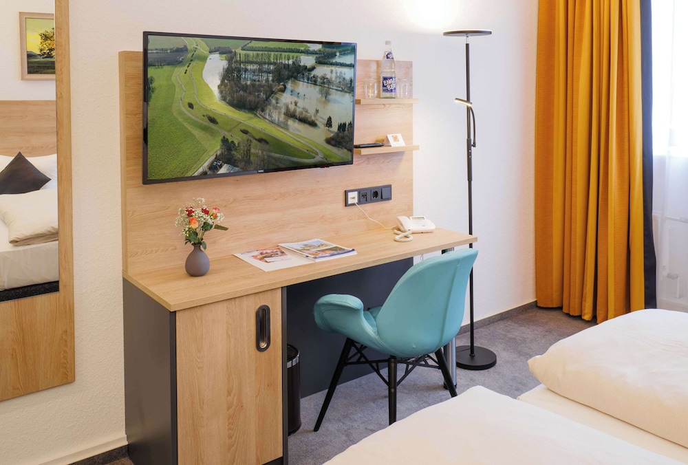 Deluxe Room, 2 Twin Beds - Photo 4
