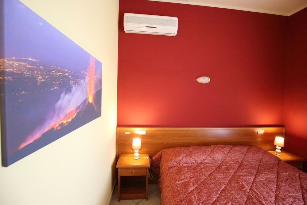 Deluxe Double Room (Etna) photo 2