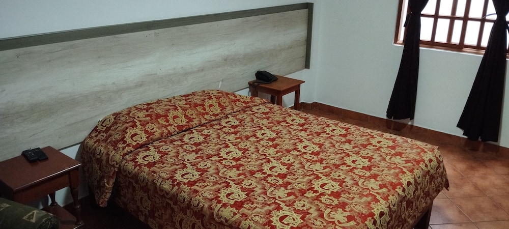 Basic Single Room photo 3