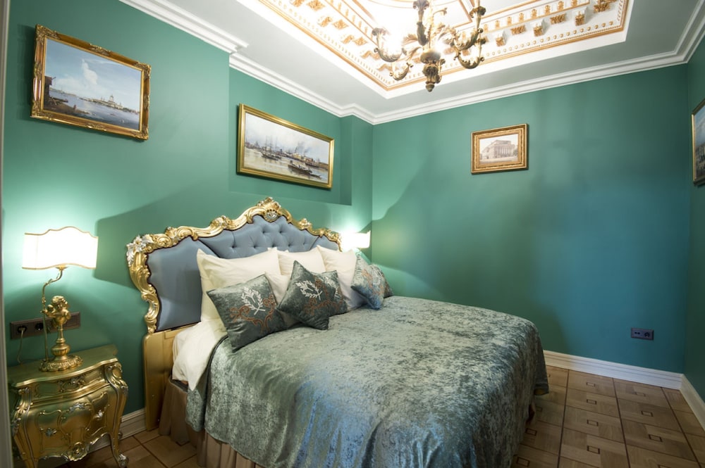 Royal Room, 1 Bedroom, River View photo 2