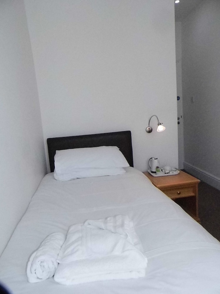 Standard Single Room photo 2