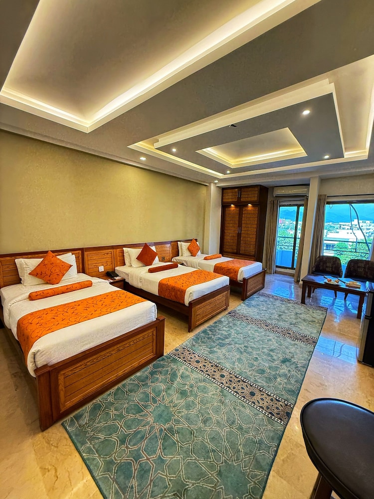 Executive Triple Room photo 1