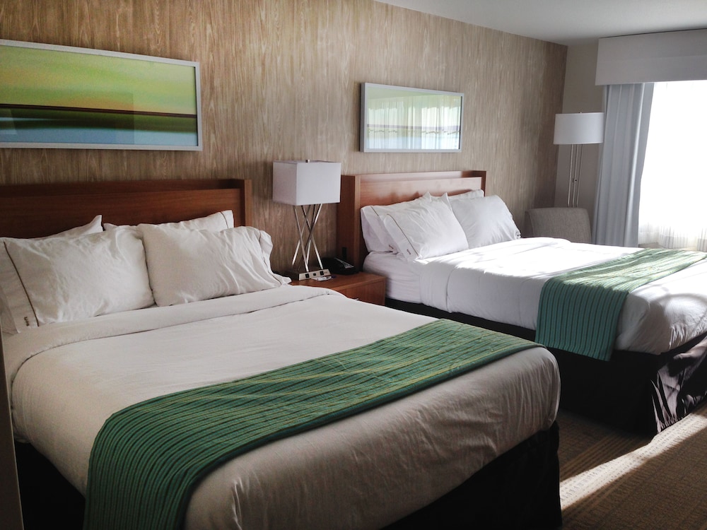 Standard Room, Accessible (Mobility) photo 3