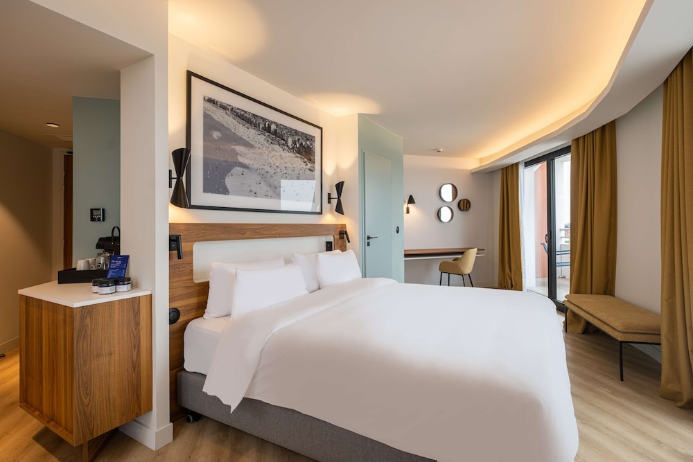 Junior Suite, Balcony, Sea View - Photo 1
