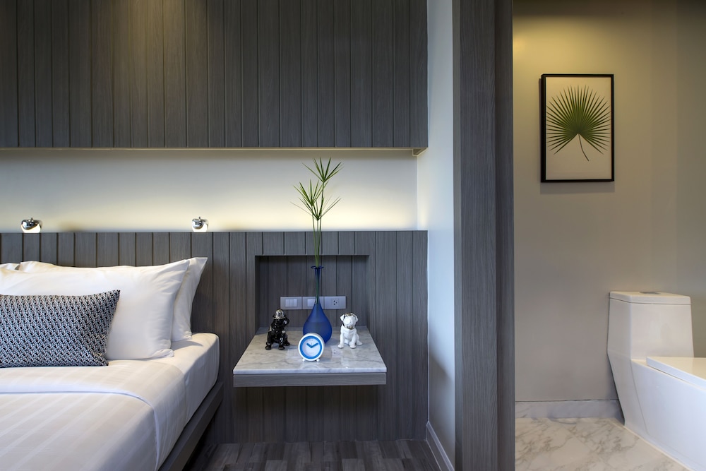 Deluxe Triple Room, Ocean View photo 2