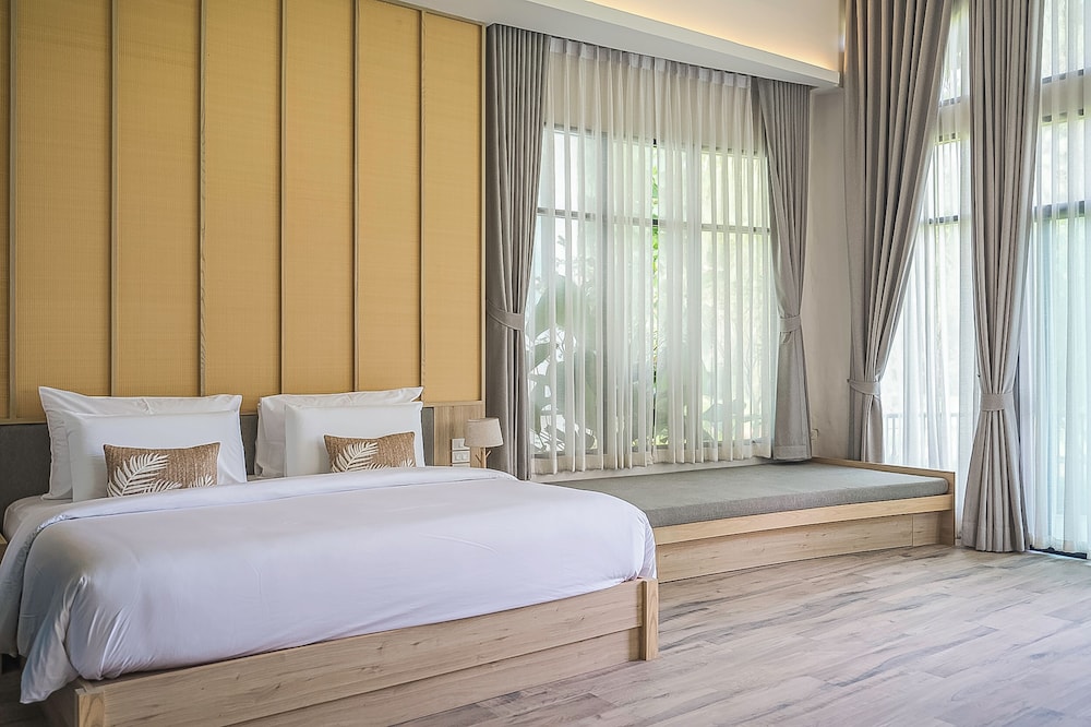Luxury Villa - Photo 9