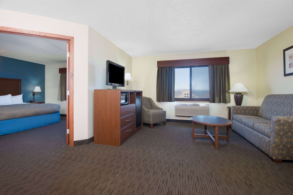 Premier Suite, 1 Bedroom, Non Smoking - Photo 1