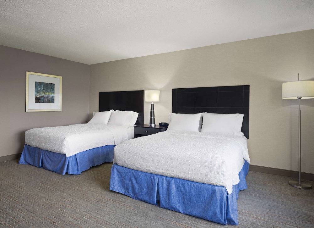 Room, 2 Queen Beds, Accessible, Non Smoking - Photo 4