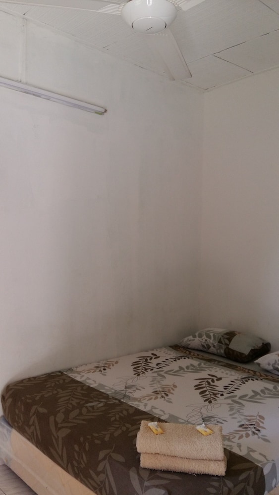 Standard Double Room (Fan) photo 1