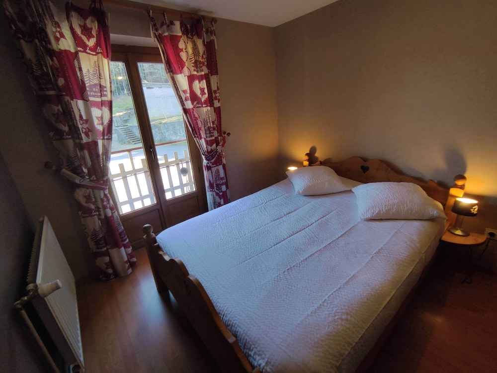 Family Cottage, Ensuite, Mountain View (Gîte dans chalet Martine) photo 1