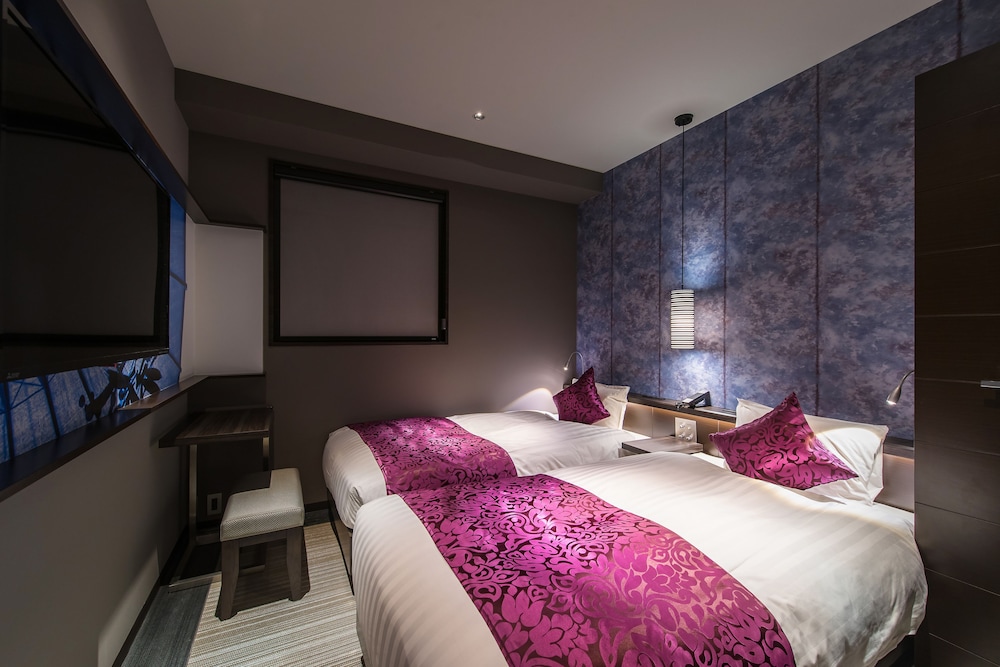 Twin Room, Non Smoking photo 3