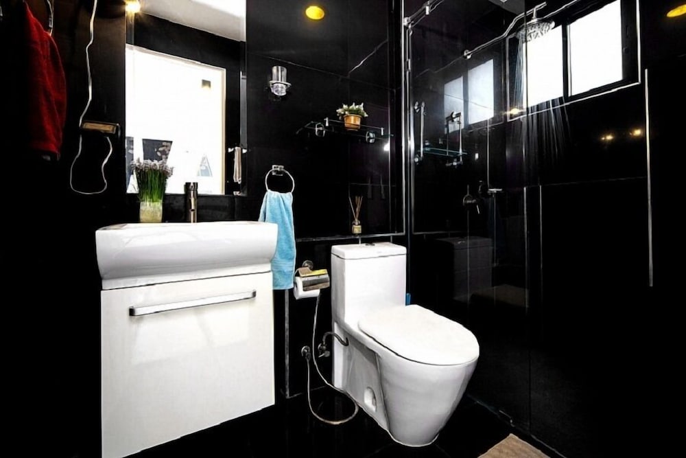 4-Bedroom Private Pool Villa photo 2