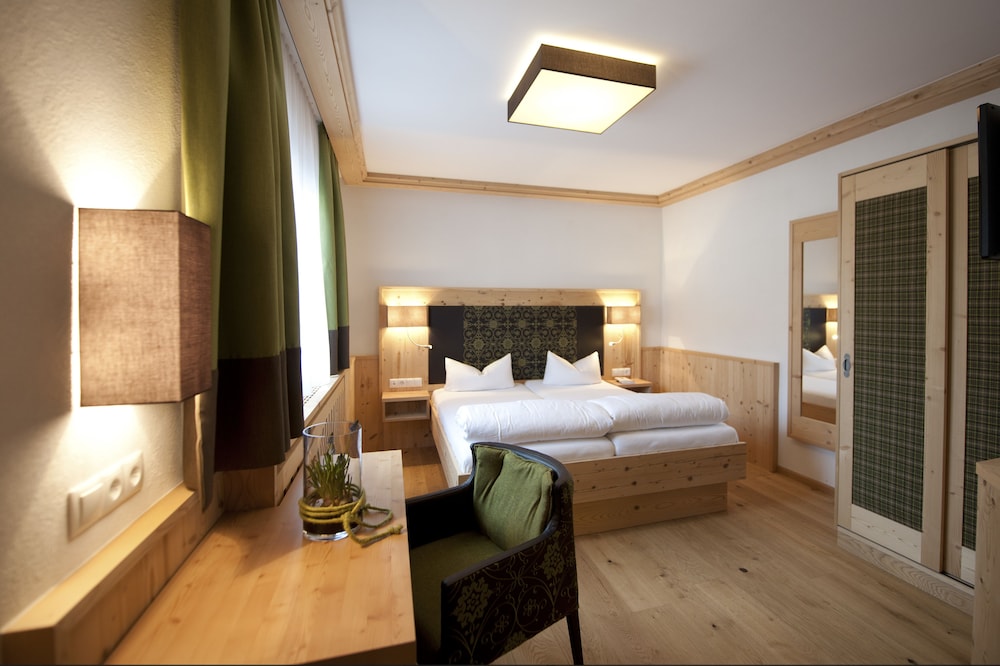 Superior Double Room - Photo 1