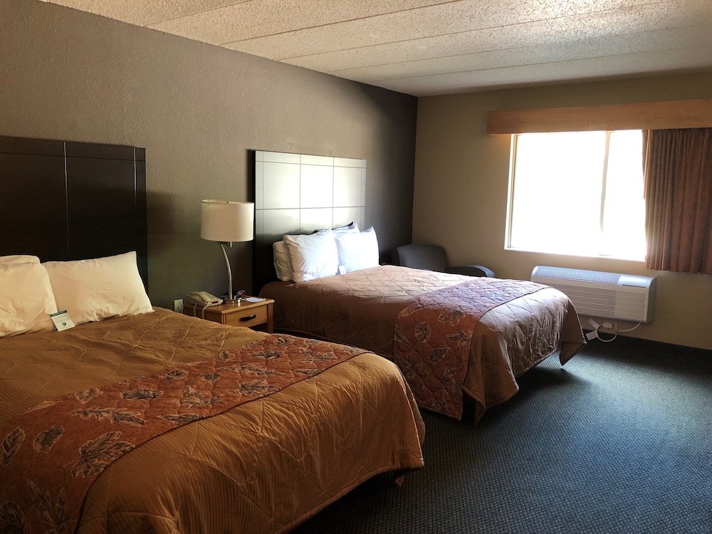 Room, 2 Queen Beds, Accessible Shower, Non Smoking photo 3
