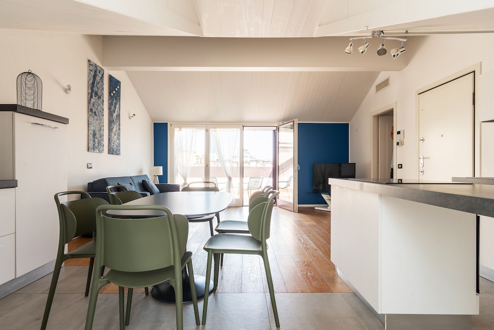 Apartment, 2 Bedrooms, 2 Bathrooms