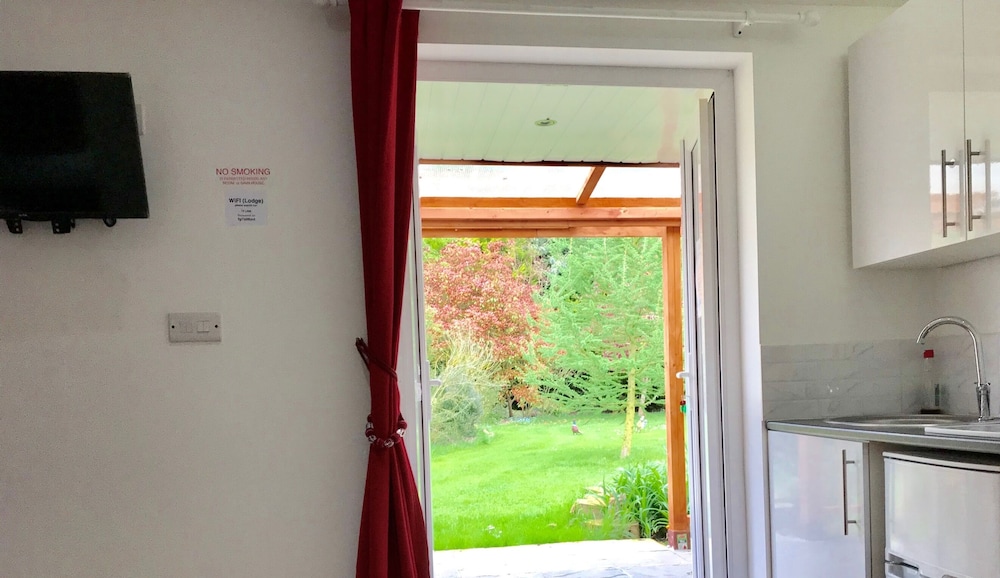 Comfort Twin Room, Ensuite, Garden View (Twin (No 5)) photo 2