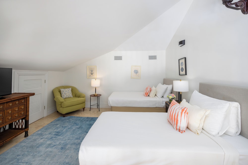 1 Bedroom Residence