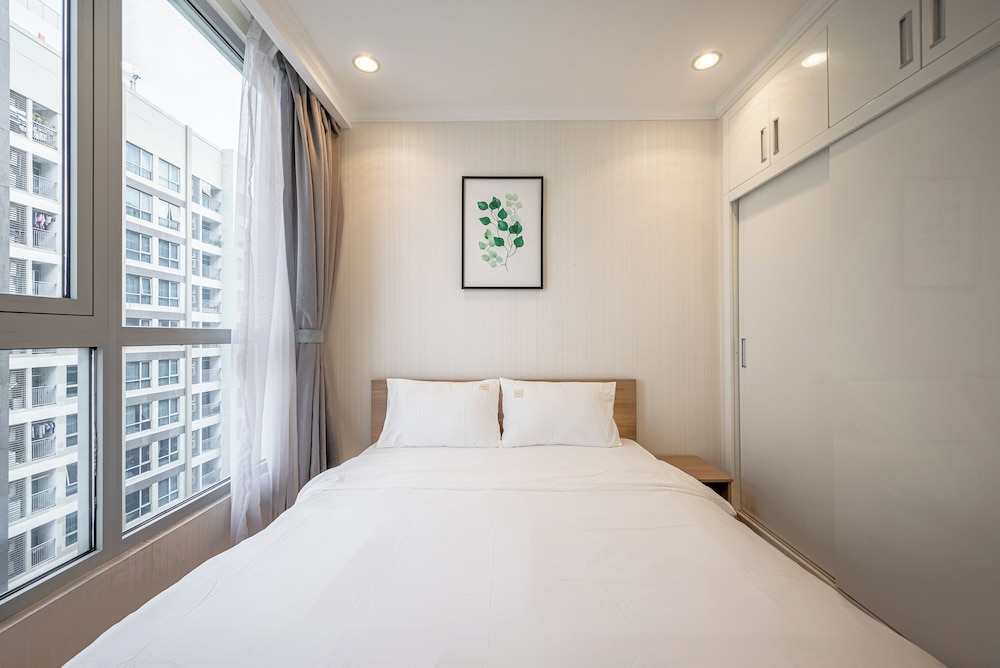 Honeymoon Apartment, 1 Bedroom, Balcony, City View photo 2