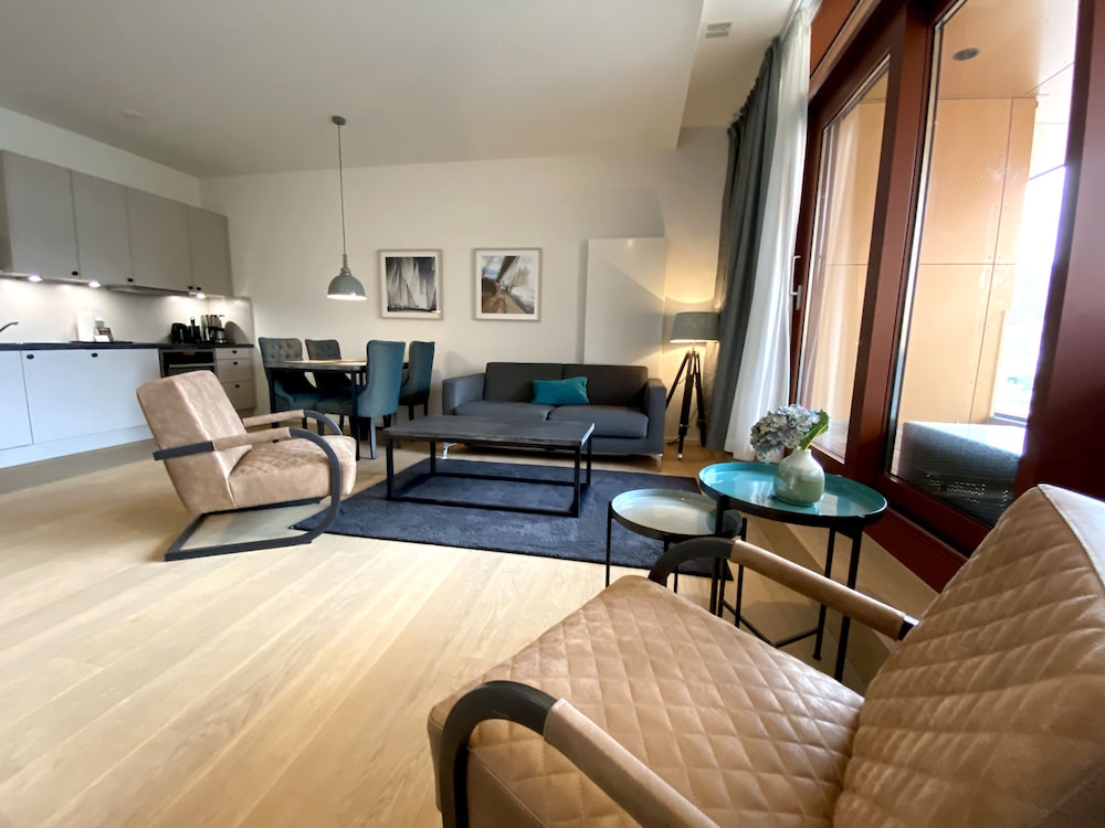 Comfort-Suite Landseite