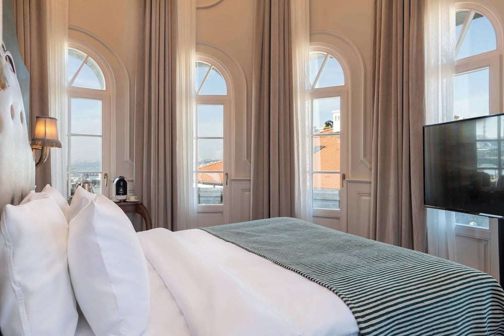 Executive Suite, 1 King Bed photo 1