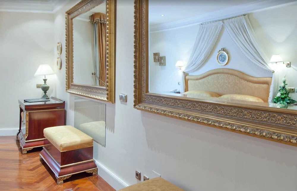 Twin Room (two beds and sofa bed)