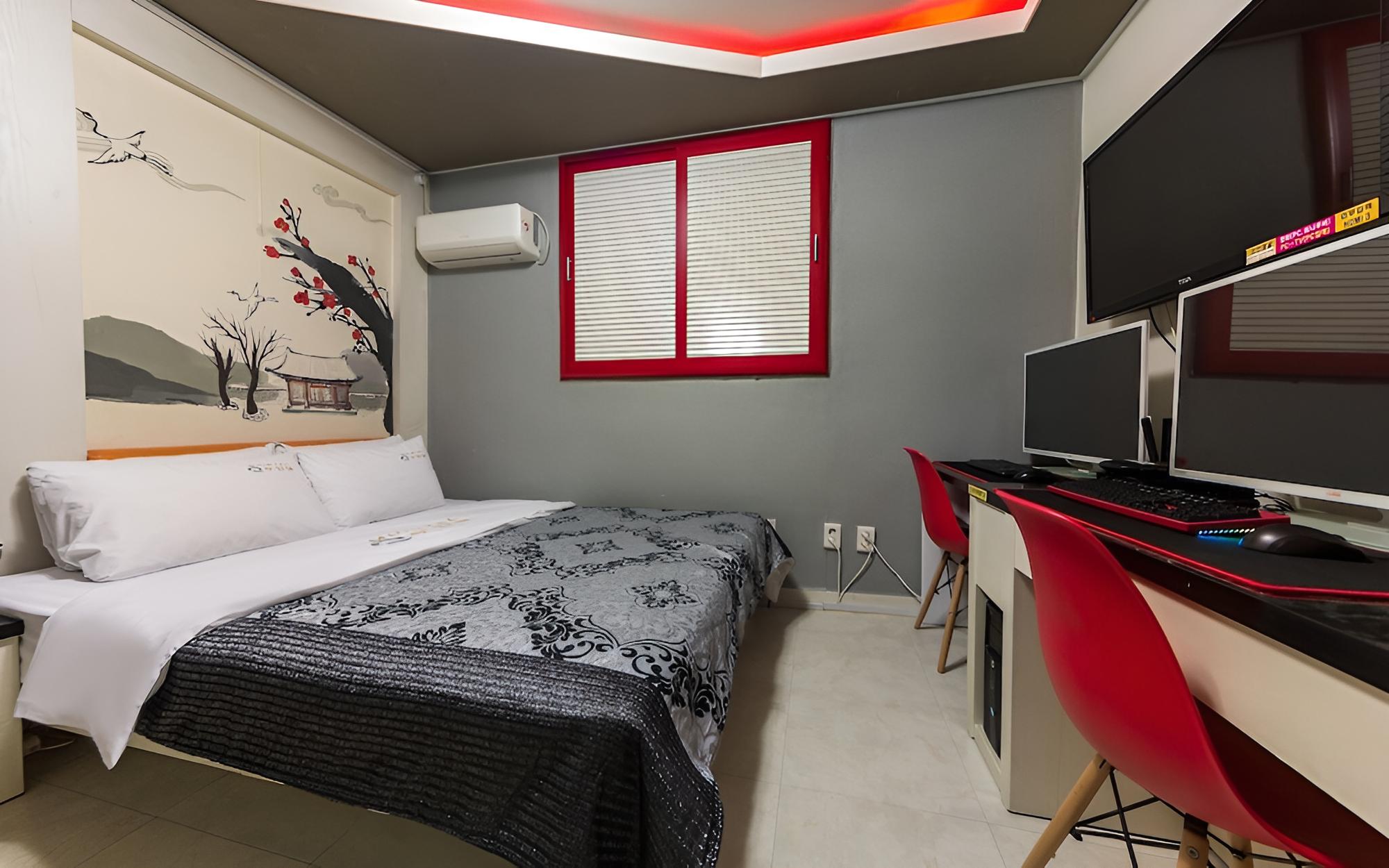 Room (Standard Room B / 1PC (Netflix)) photo 1