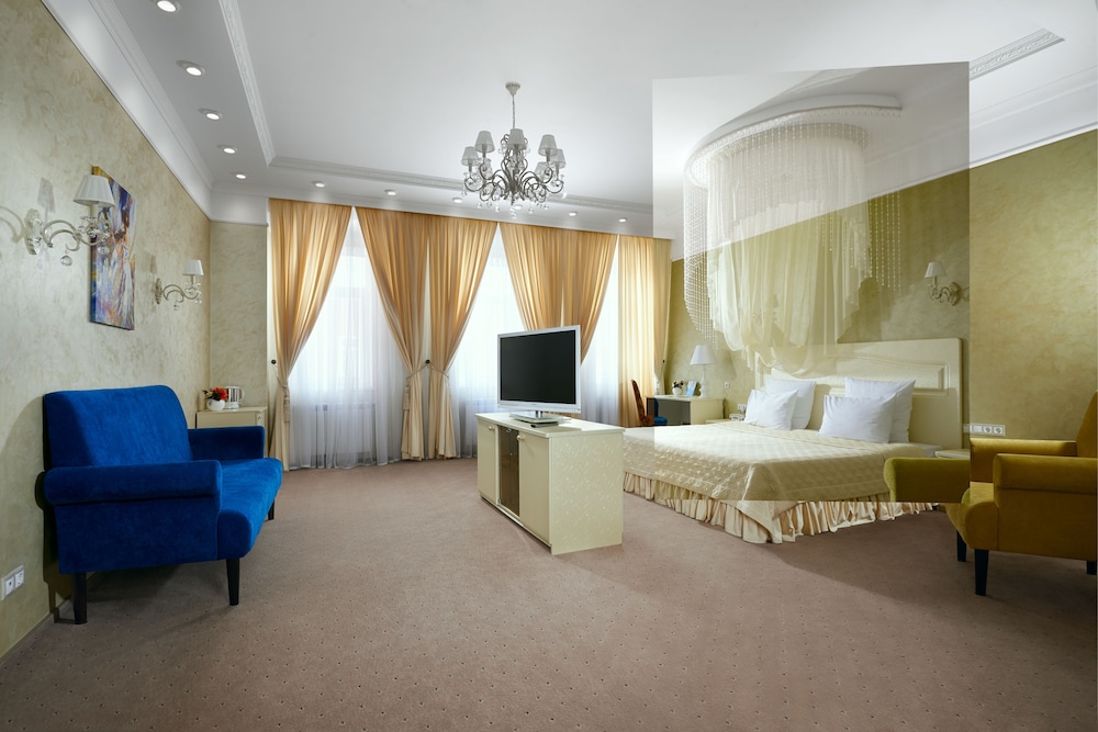 Luxury Suite photo 1