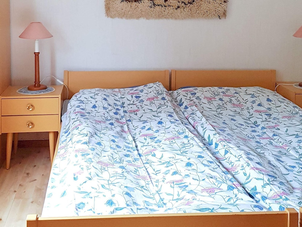 Apartment photo 3