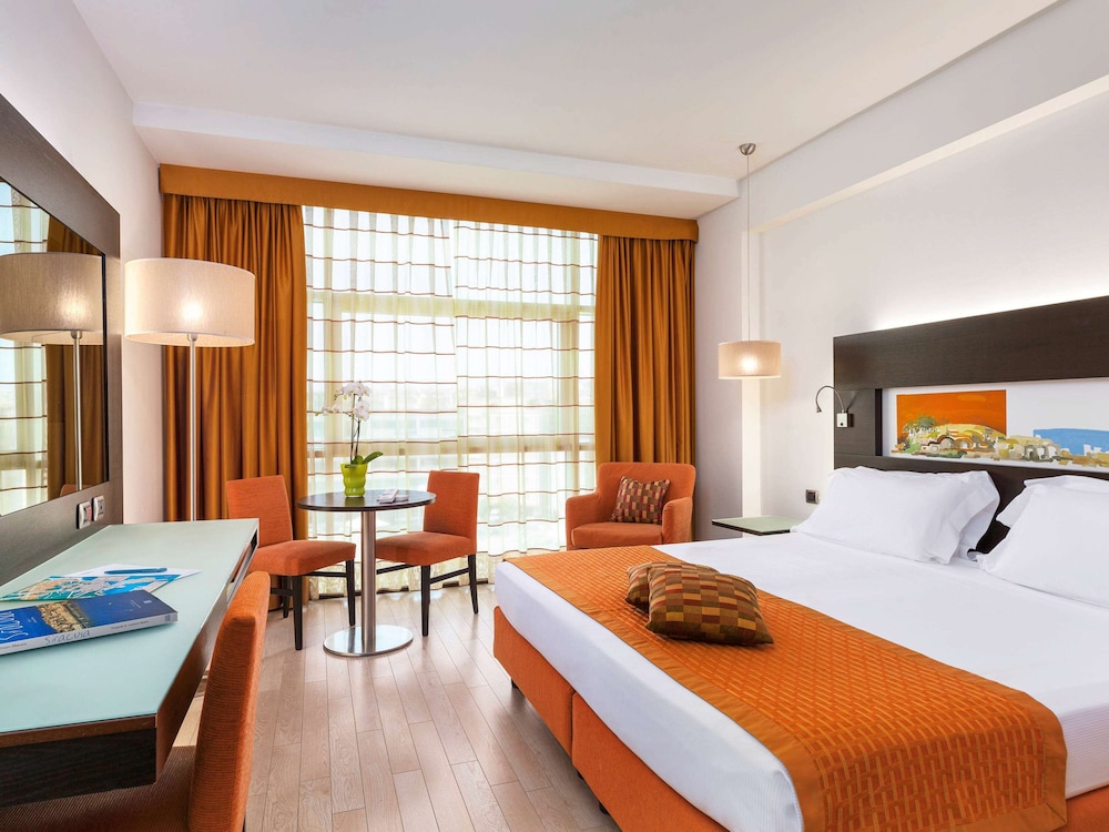Privilege, Room, 1 Double Bed - Photo 3