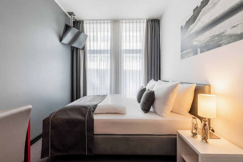 Standard Room, 1 Twin Bed - Photo 1
