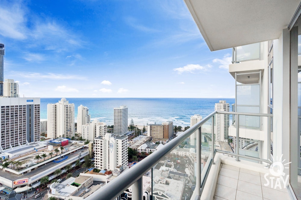 Executive Apartment, 3 Bedrooms - Photo 9