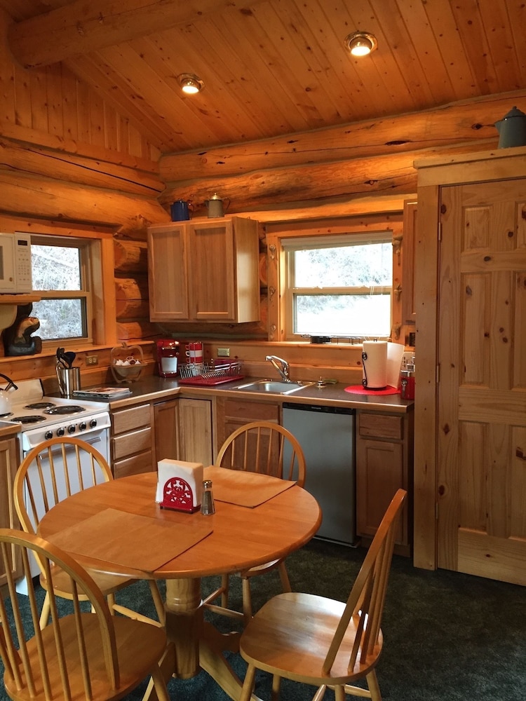 Grand Cabin photo 3