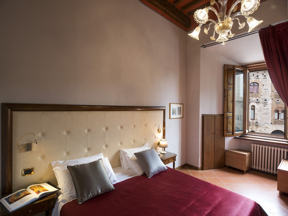 Standard Double Room, City View - Photo 1