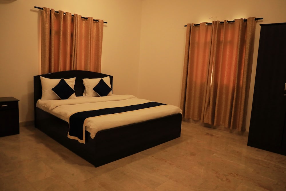 Villa, 2 Bedrooms - Photo 1