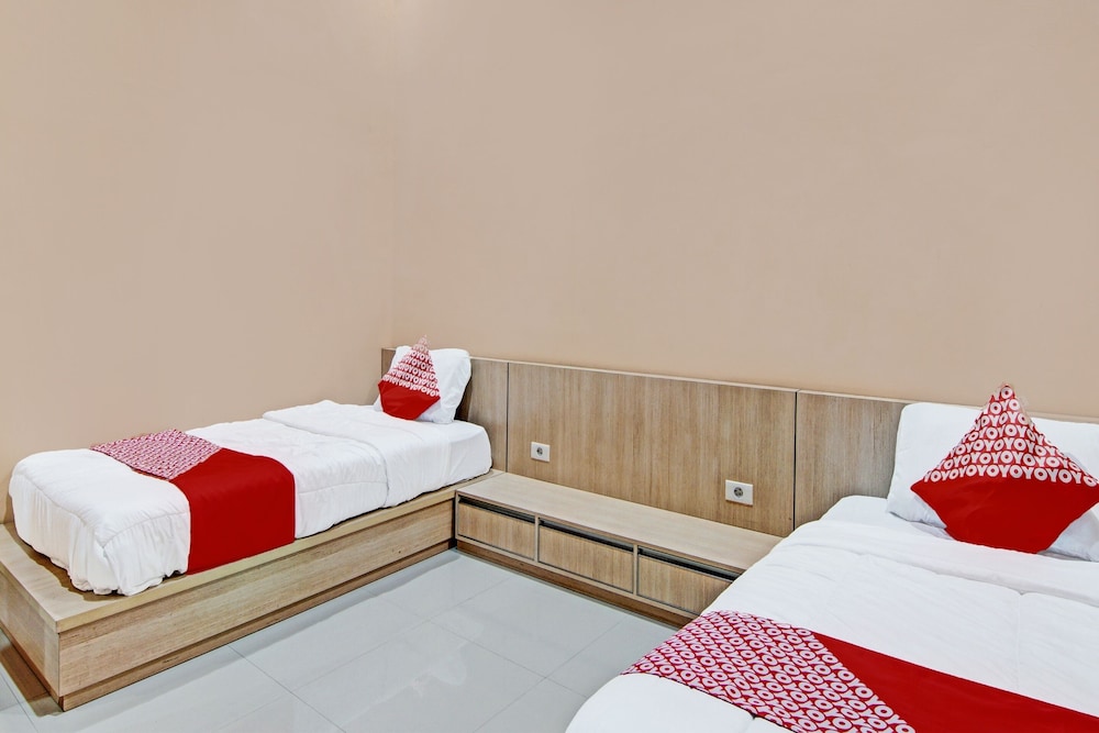 Deluxe Twin Room photo 3