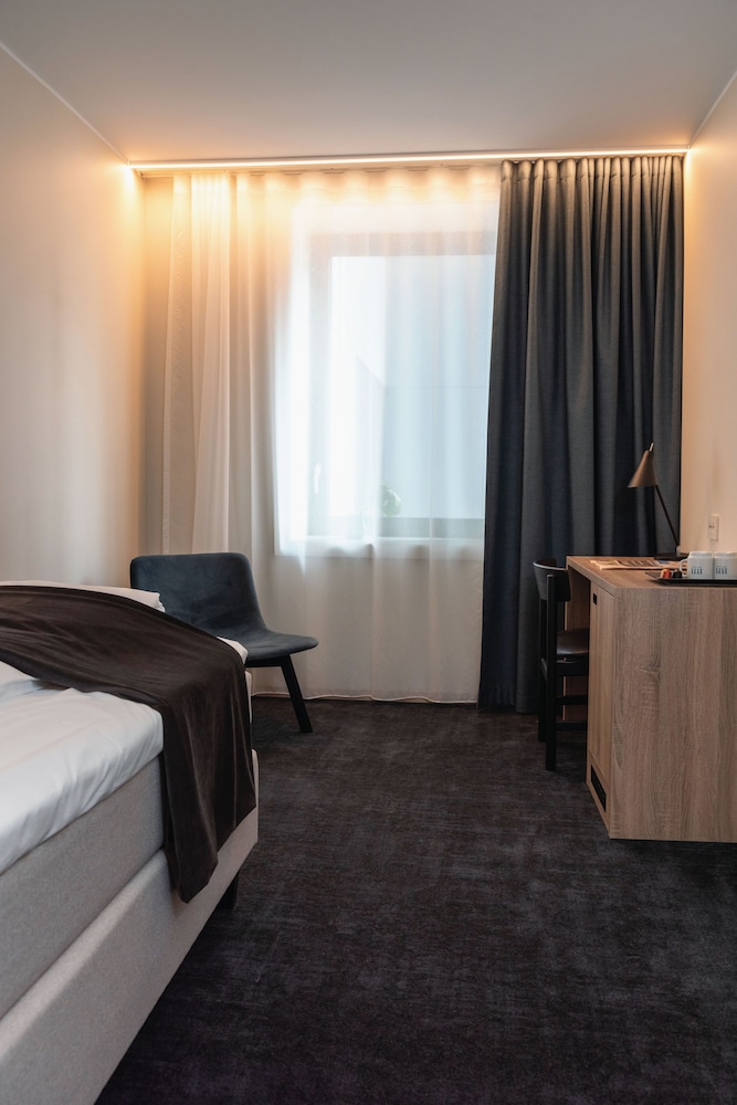 Superior Room, Non Smoking photo 3