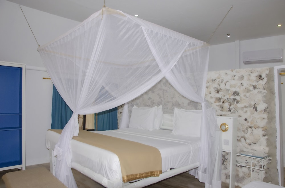 Bungalow, Sea View