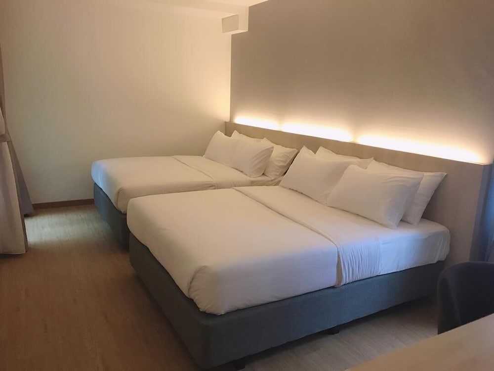 Family Room - Photo 1