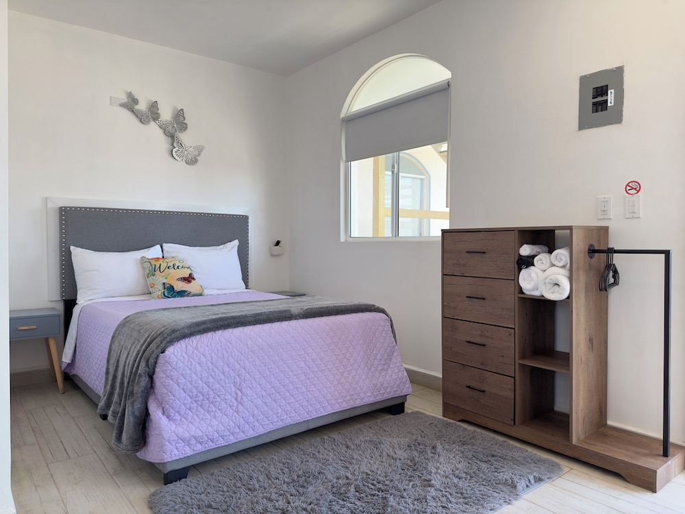 Economy Studio Suite, 1 Double Bed, Non Smoking, Kitchen photo 1