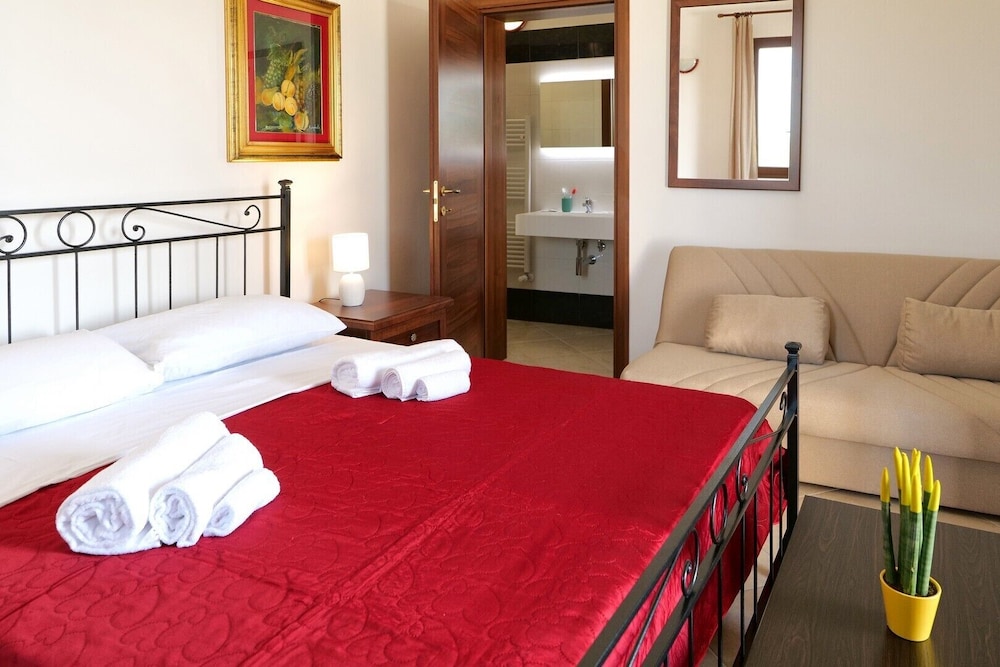 Comfort Triple Room photo 3