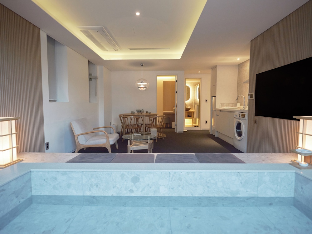 Annex Private Spa Suite - Photo 13
