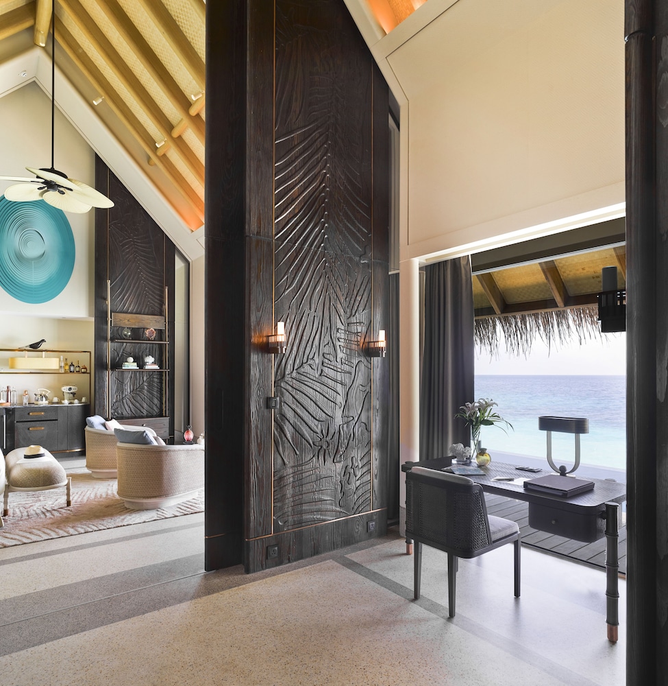 Villa (water Villa With Pool)