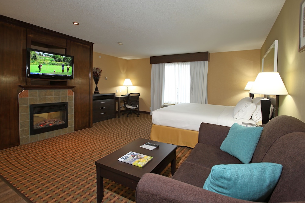 Junior Suite, 1 King Bed, City View (Wet Bar) - Photo 13