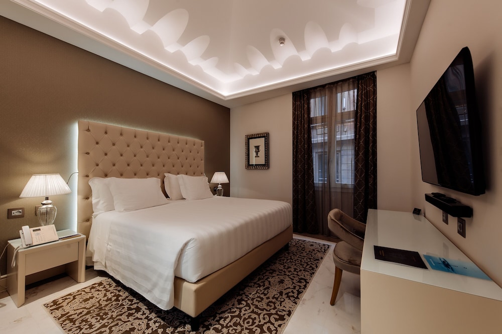 Suite (Costantino)