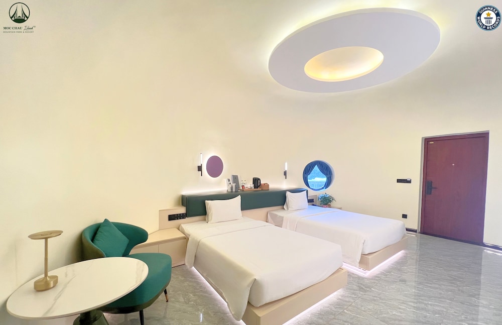 Design Twin Room - Photo 3