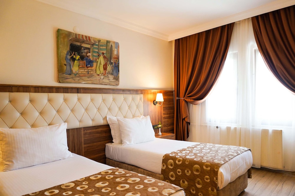 Standard Twin Room (Accessible) photo 3