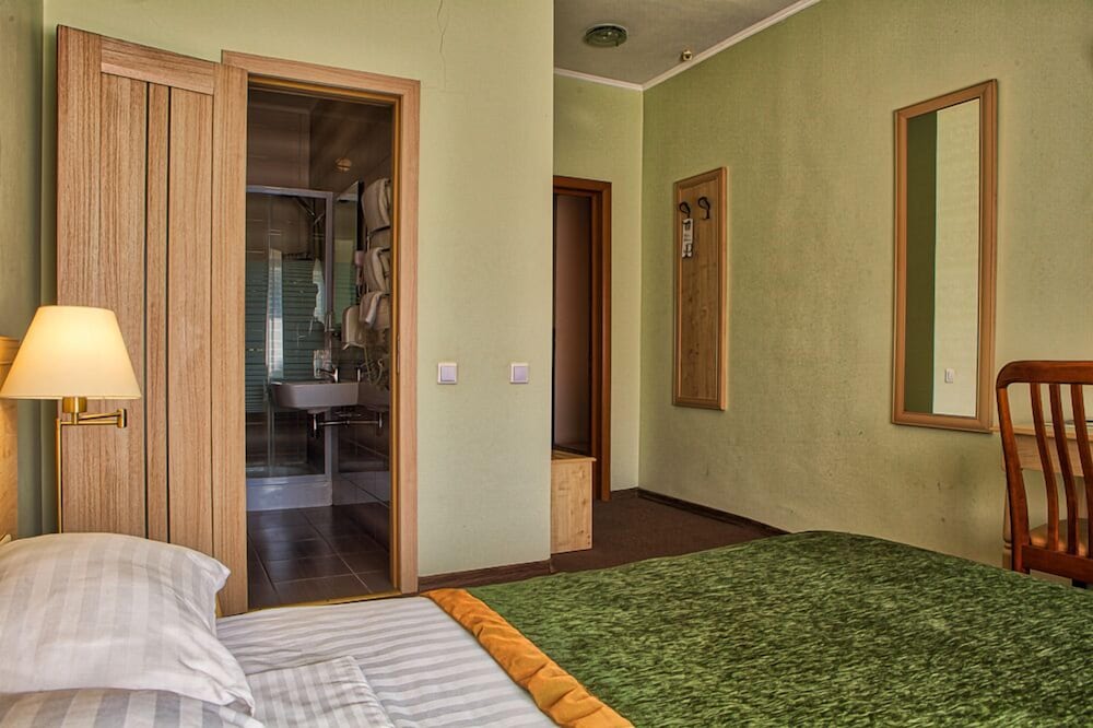 Room photo 2